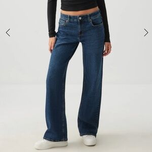 NWT! Straight Jambe jeans 👖